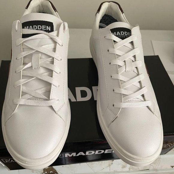 Steve Madden Dombin Nubuck Men's Designer Sneakers SZ 11 !!!NEW!!! (MSRP 88.00) - Picture 2 of 6